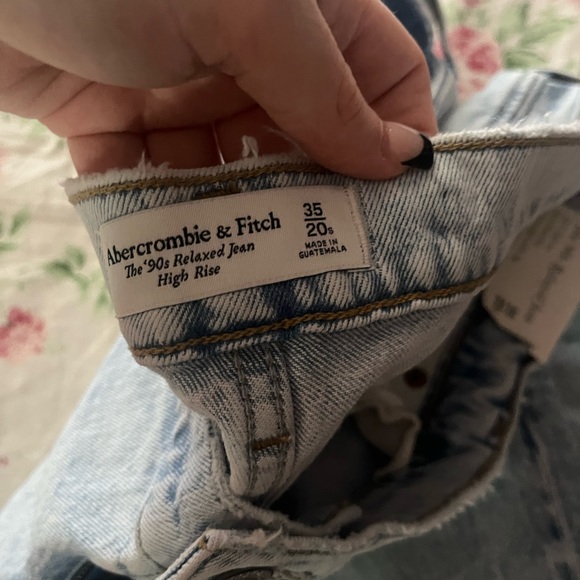 Abercrombie & Fitch 90s Relaxed Jeans High-Waist! - Picture 4 of 4